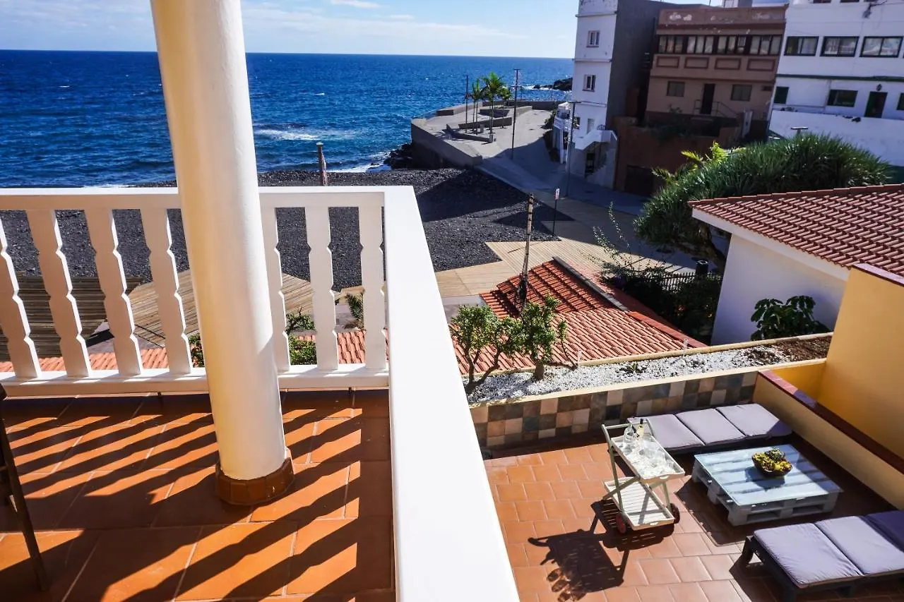 Sky & Sea, The House By The Beach Candelaria
