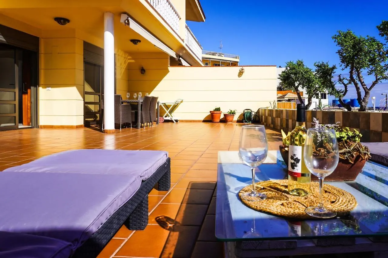 Sky & Sea, The House By The Beach Candelaria Holiday home